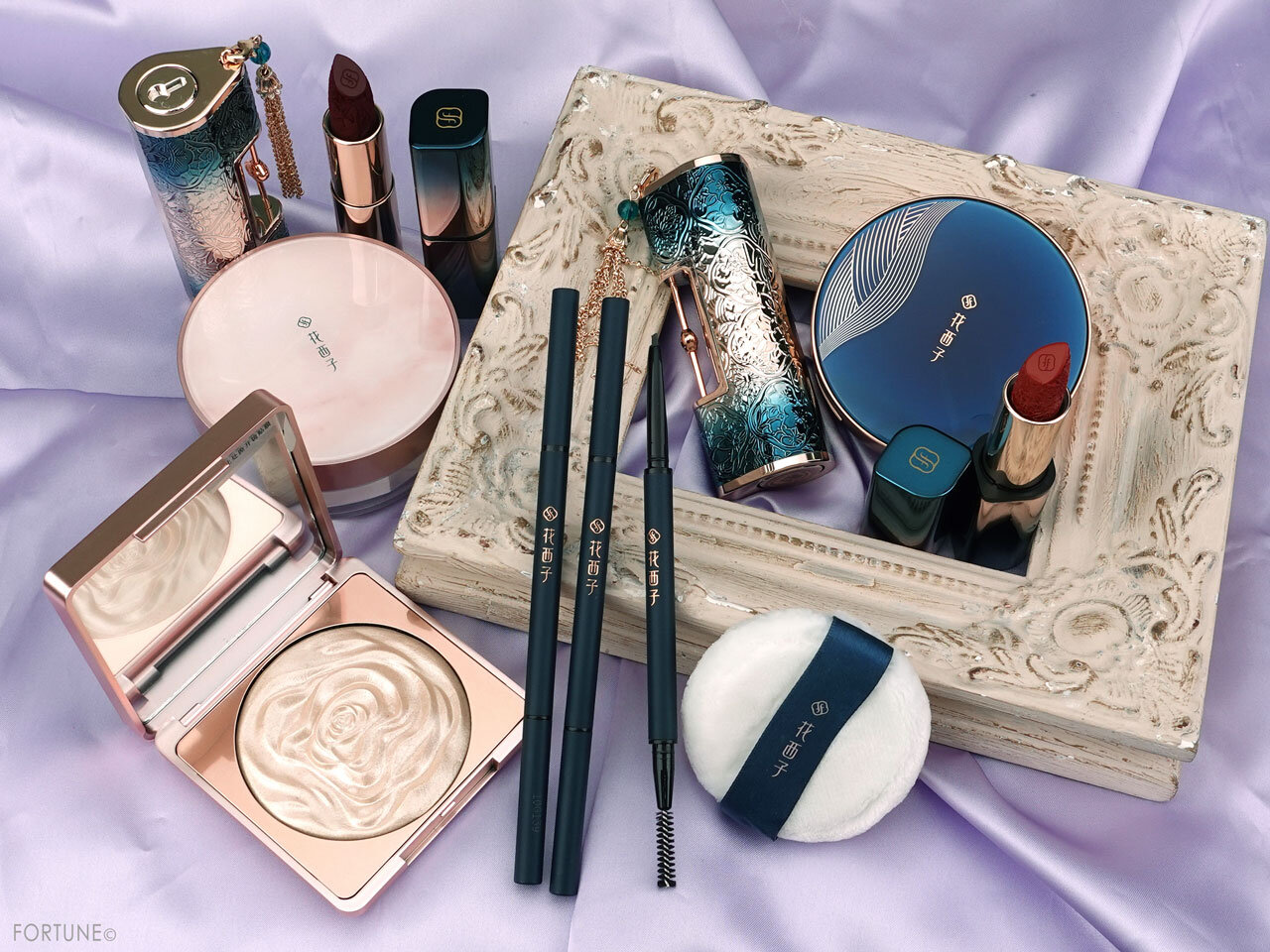 花西子（Florasis）中国コスメ