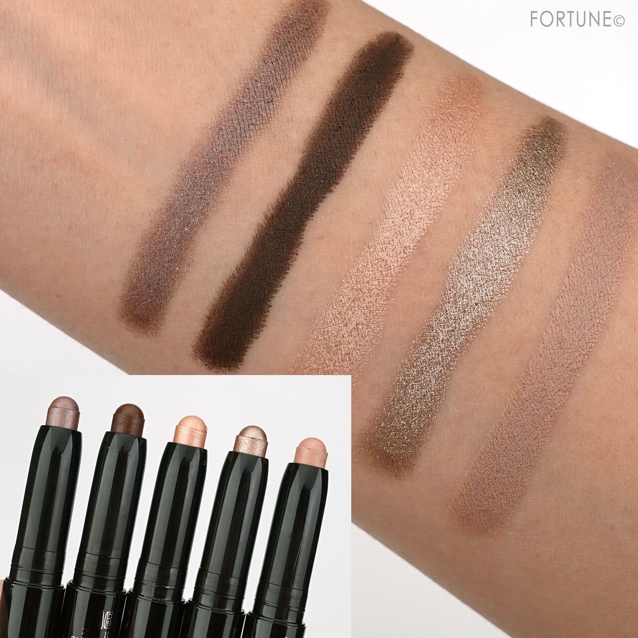 LAURA MERCIER/ローラ メルシエ キャビアスティック アイカラー ミニ