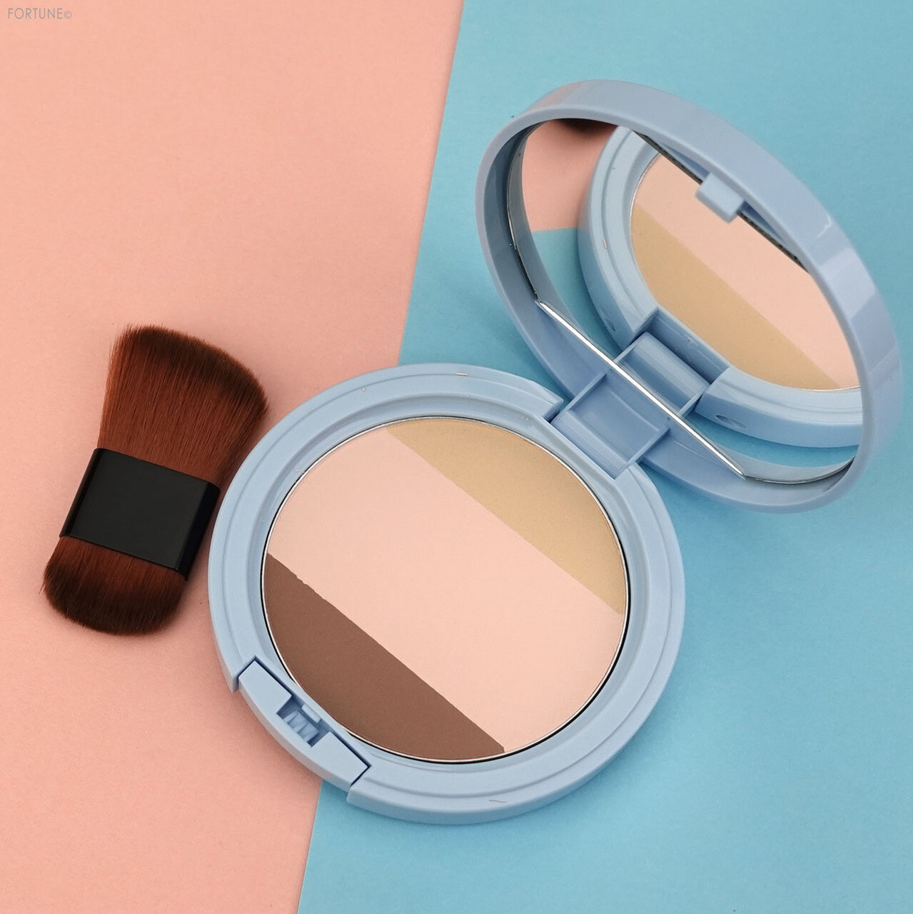 WHOMEE/フーミー おでかけUVパウダー ミッキー＆ミニー