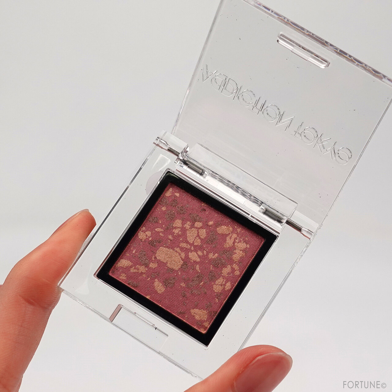 ADDICTION/アディクション　ザ アイシャドウ　アンポリッシュ ジェム 104