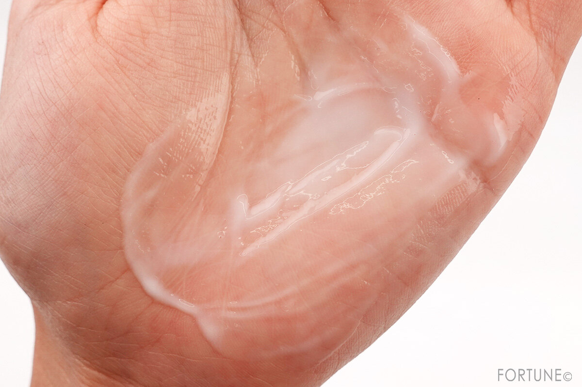 MISTINE　IDOLO　WINSKINN　ボディローション