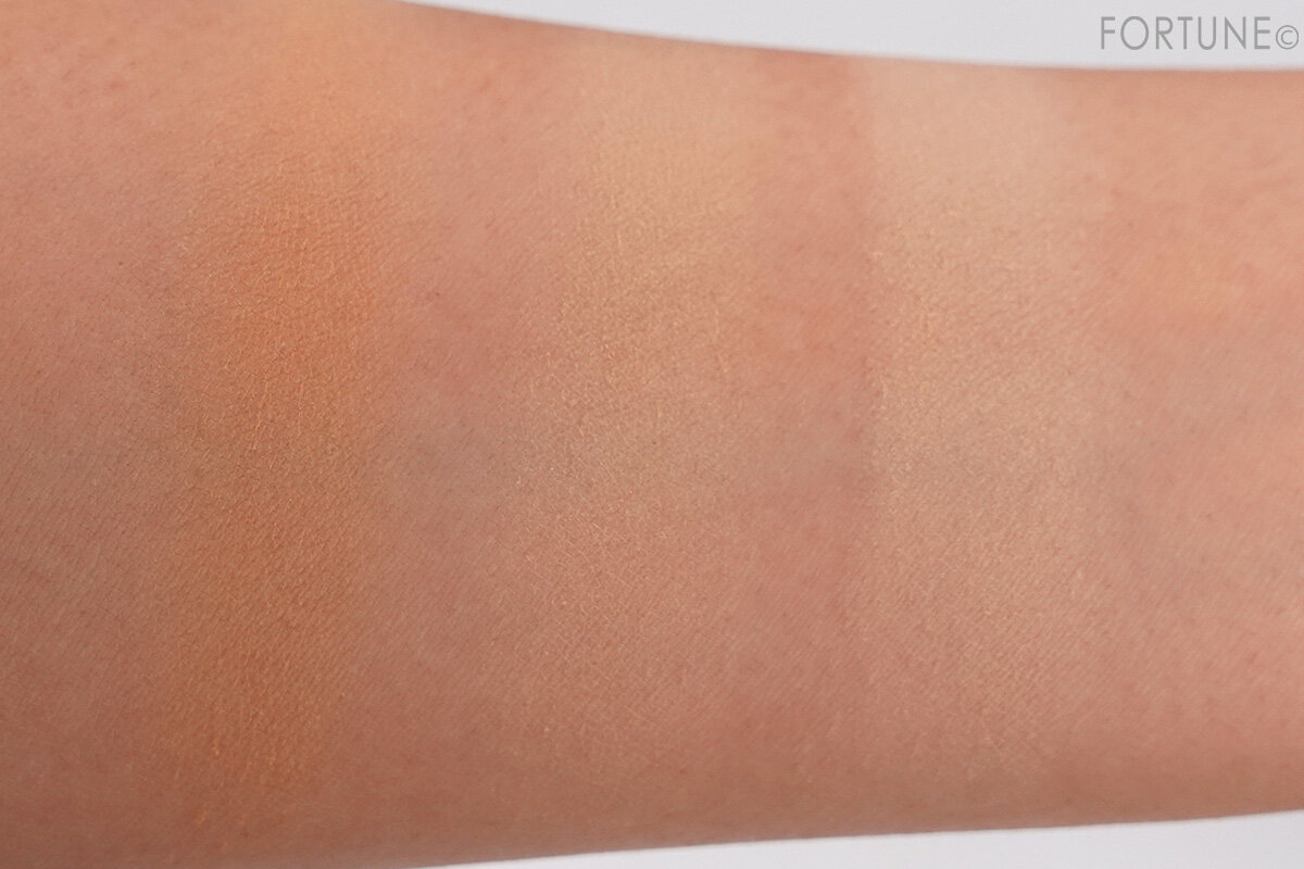 MISTINE　IDOLO　PERFECTA コンパクトパウダー