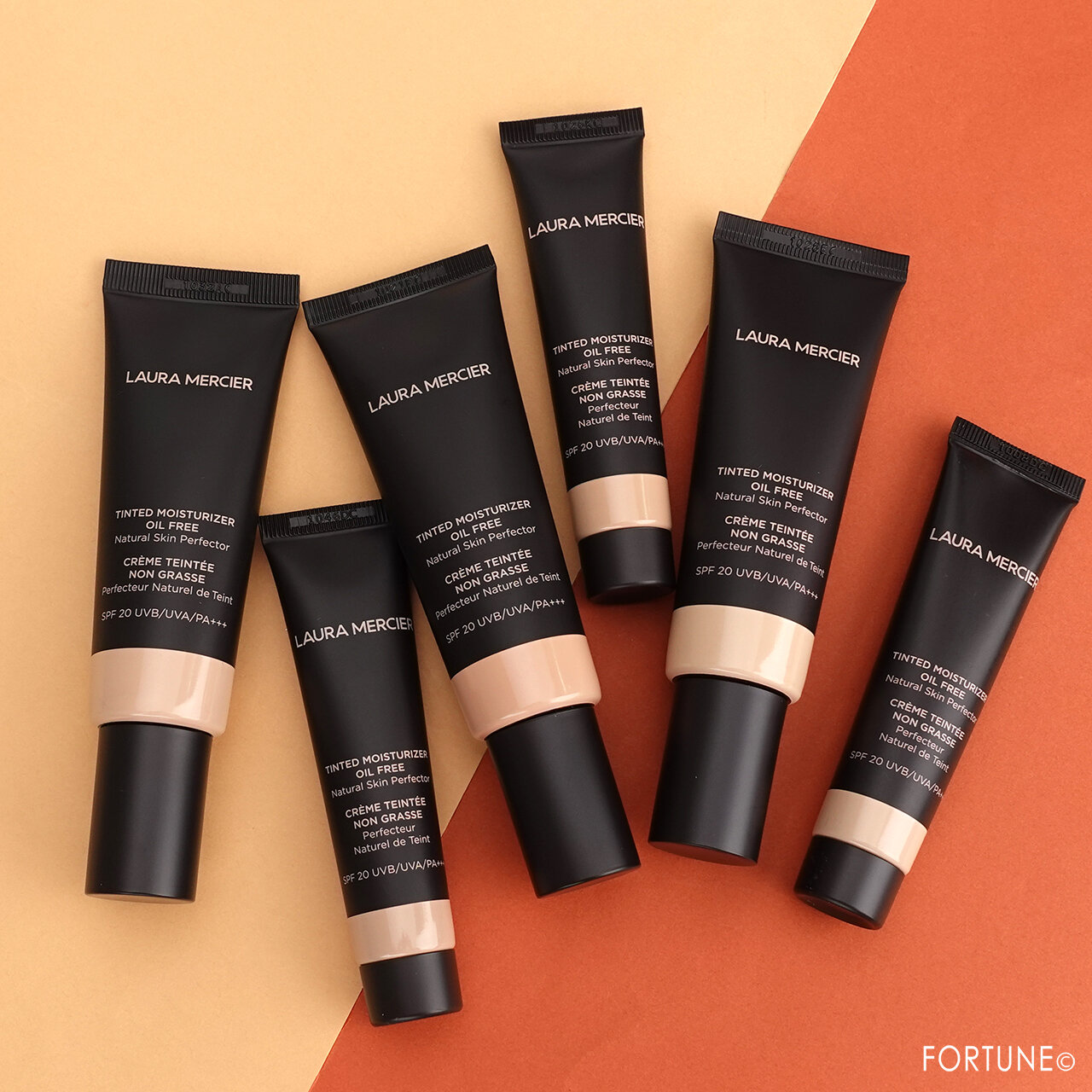 LAURA MERCIER/ローラ メルシエ ティンティド モイスチャライザー ブラーリング