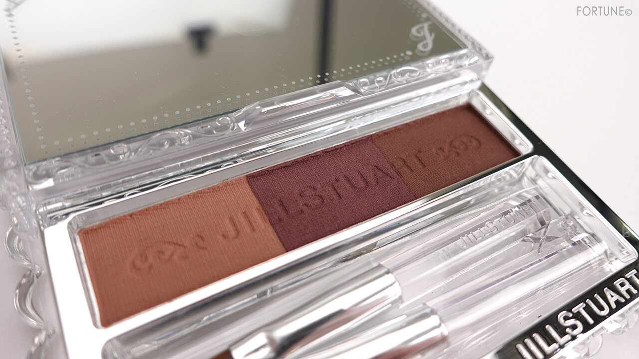 JILL STUART/ジルスチュアート　ニュアンスブロウパレット