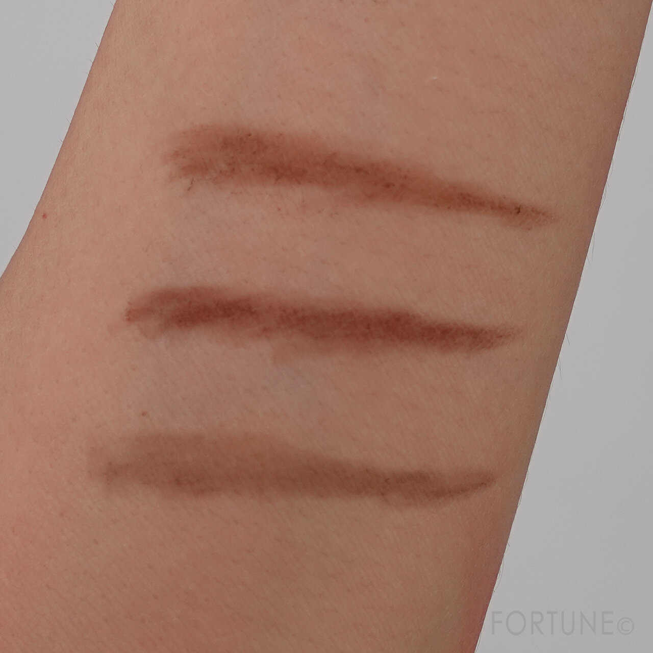 JILL STUART/ジルスチュアート　エアリーステイ ブロウライナー