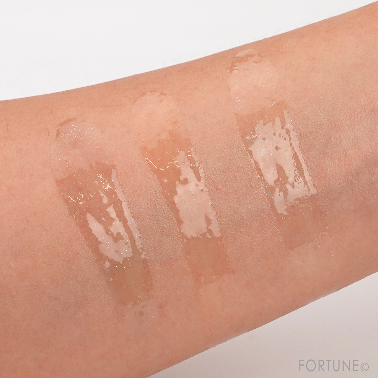 rom&nd/ロムアンド グラスティングウォーターグロス 色の違い