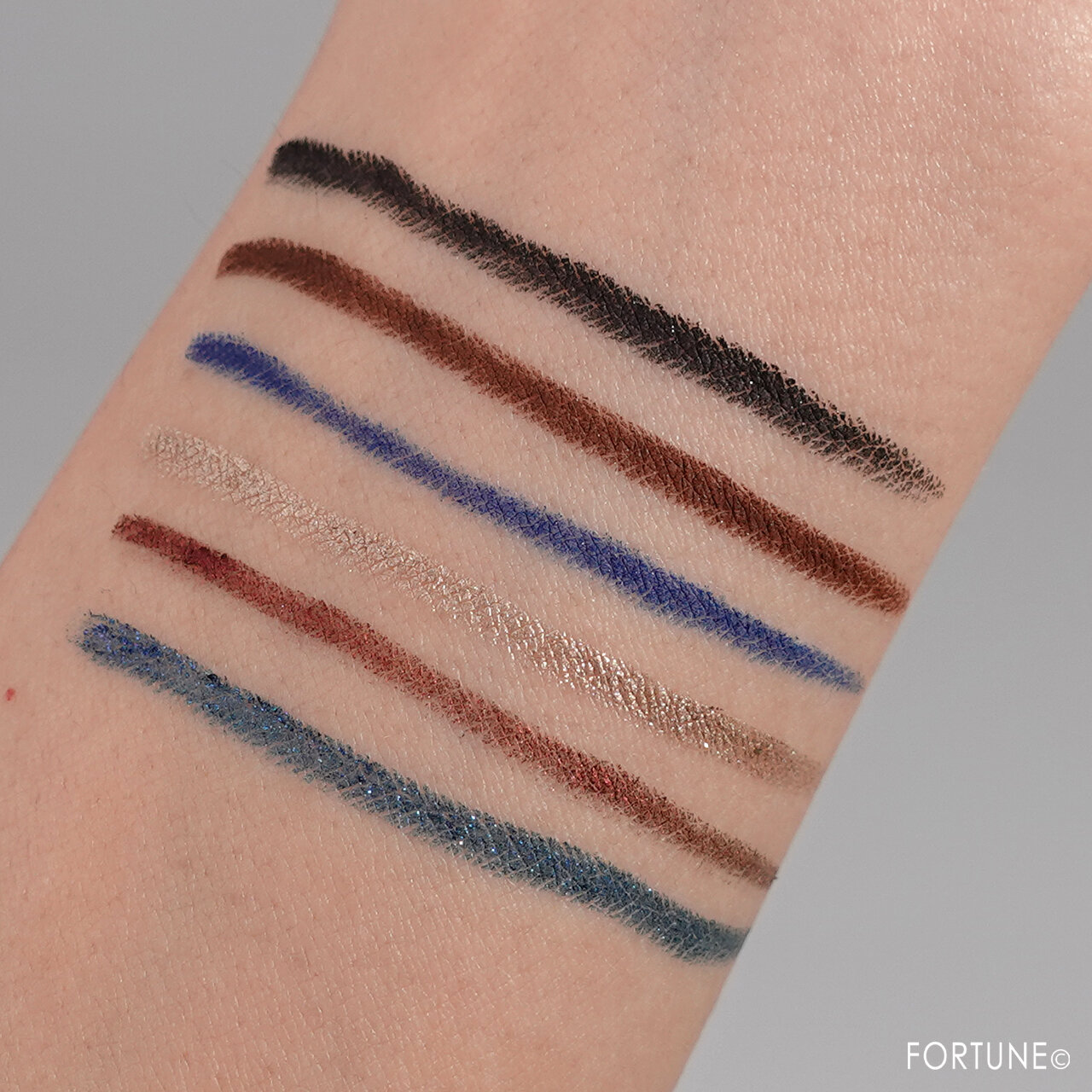 bareMinerals/ベアミネラル「ミネラリスト ラスティング アイライナー」