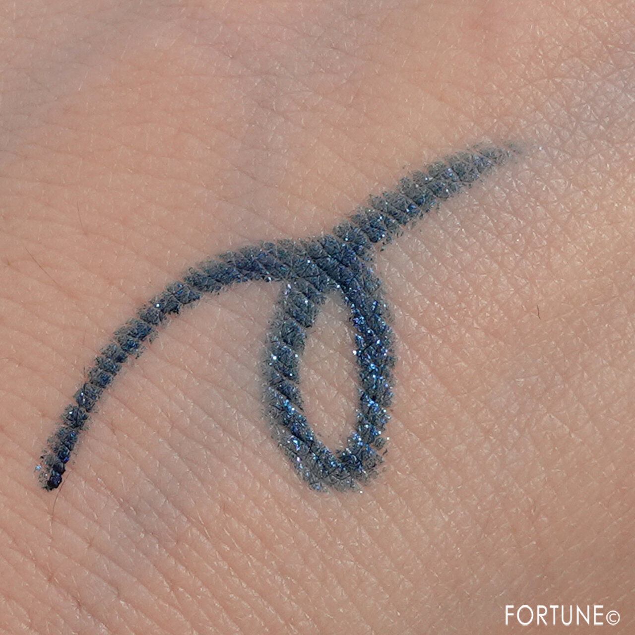 bareMinerals/ベアミネラル「ミネラリスト ラスティング アイライナー」