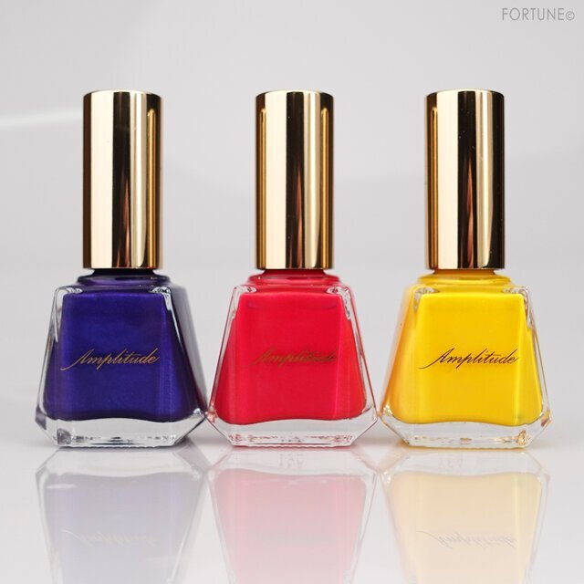 アンプリチュード Amplitude コンスピキュアス ネイルカラー