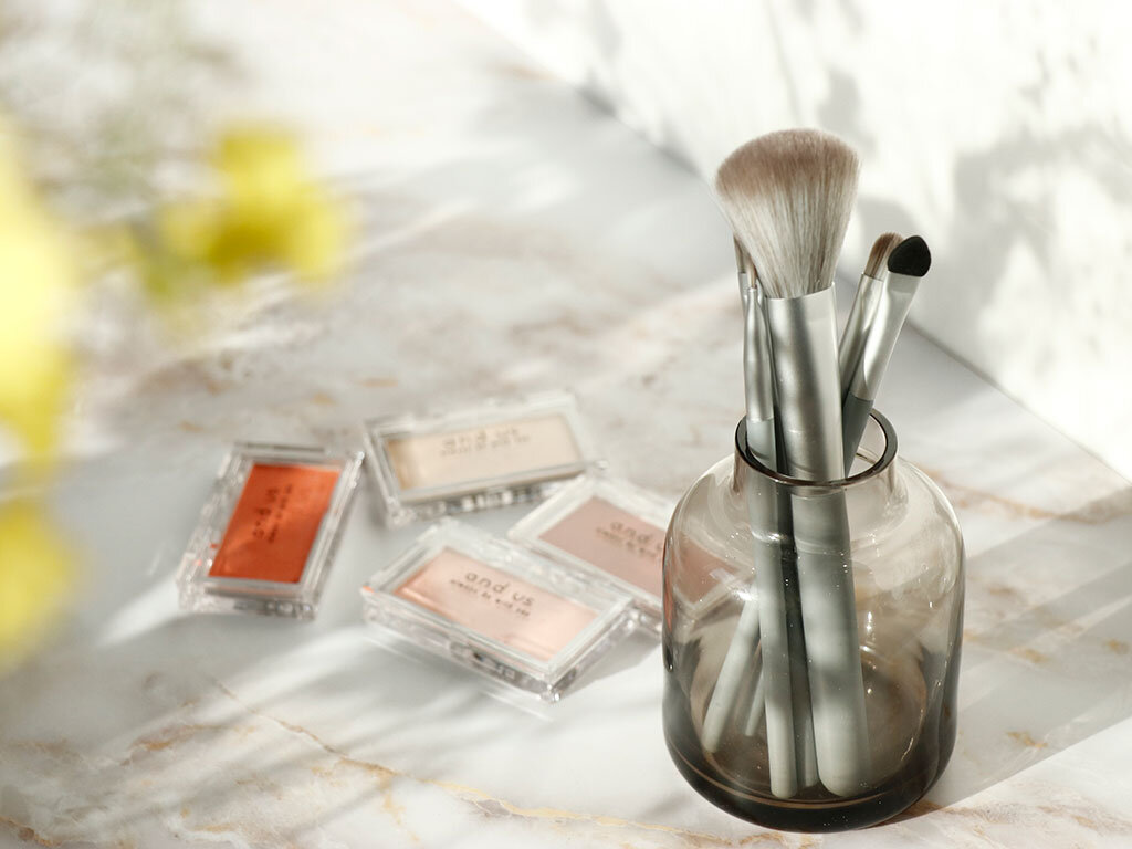 3COINS/スリーコインズ「and us（アンド アス）」