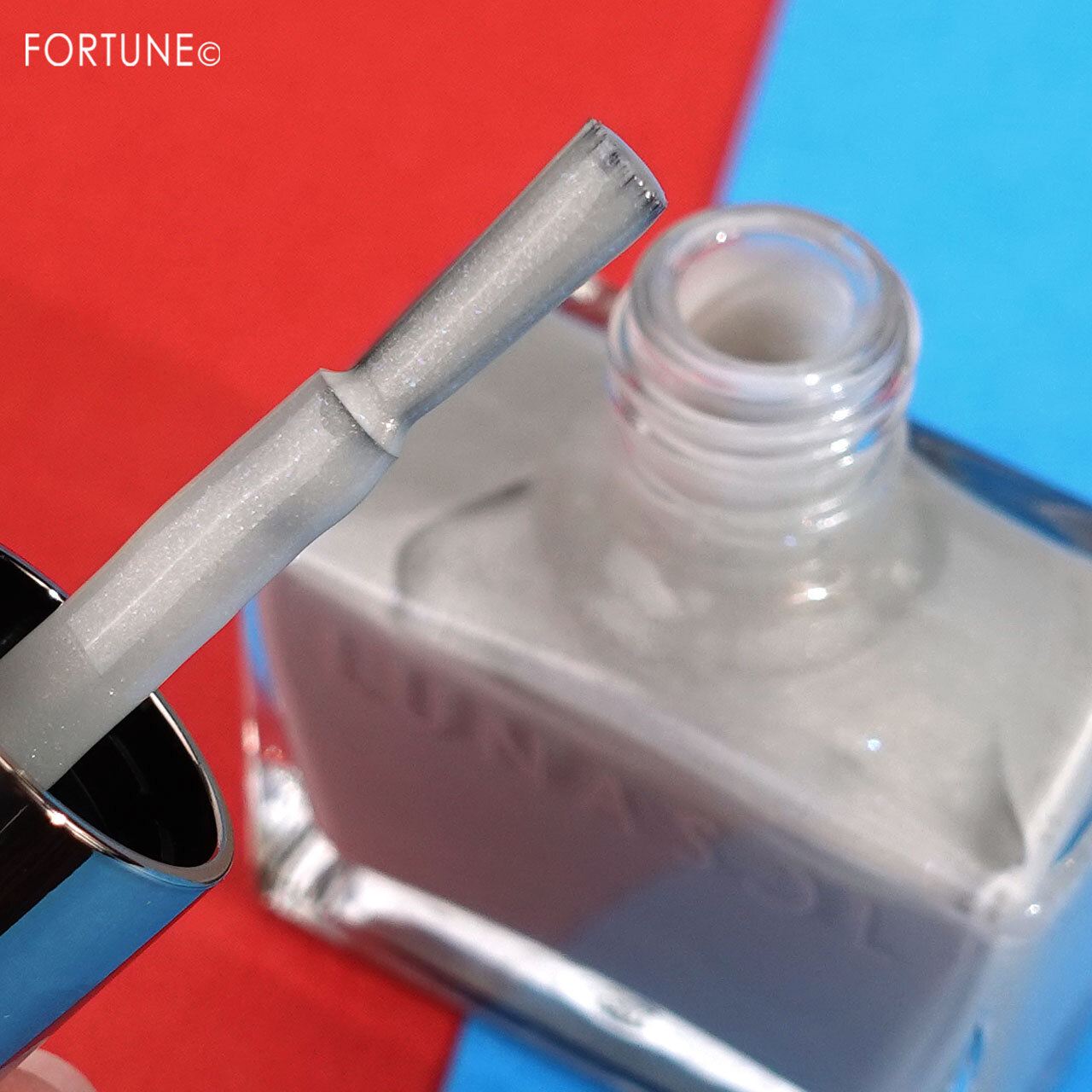 LUNASOL/ルナソル  ネイルポリッシュ（カネボウ化粧品）