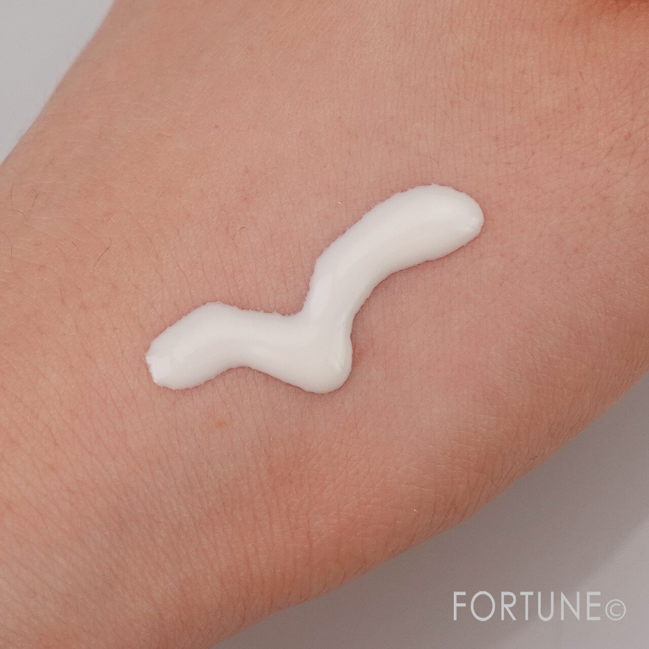 ソフィーナ iP 　UVレジストリッチクリーム　日焼け止め