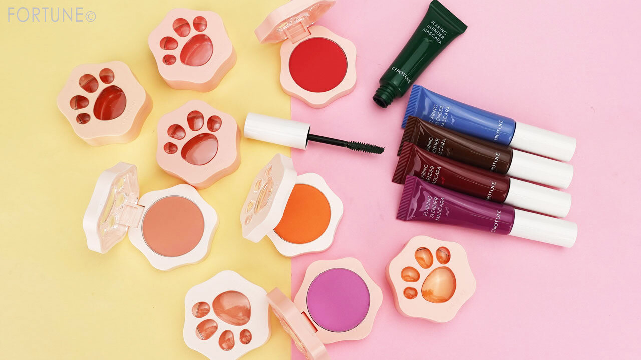 CHIOTURE（チオチュア）ラブリー肉球チーク ロングカラフルマスカラ