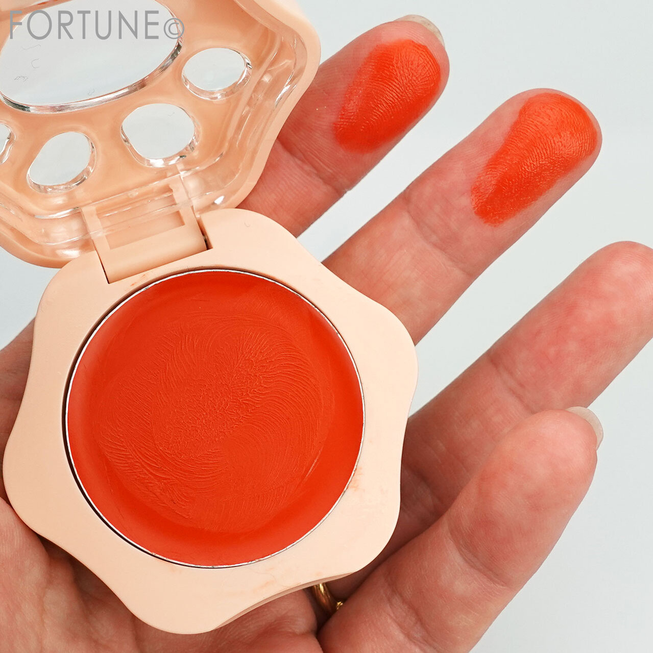 CHIOTURE（チオチュア）ラブリー肉球チーク ペースト