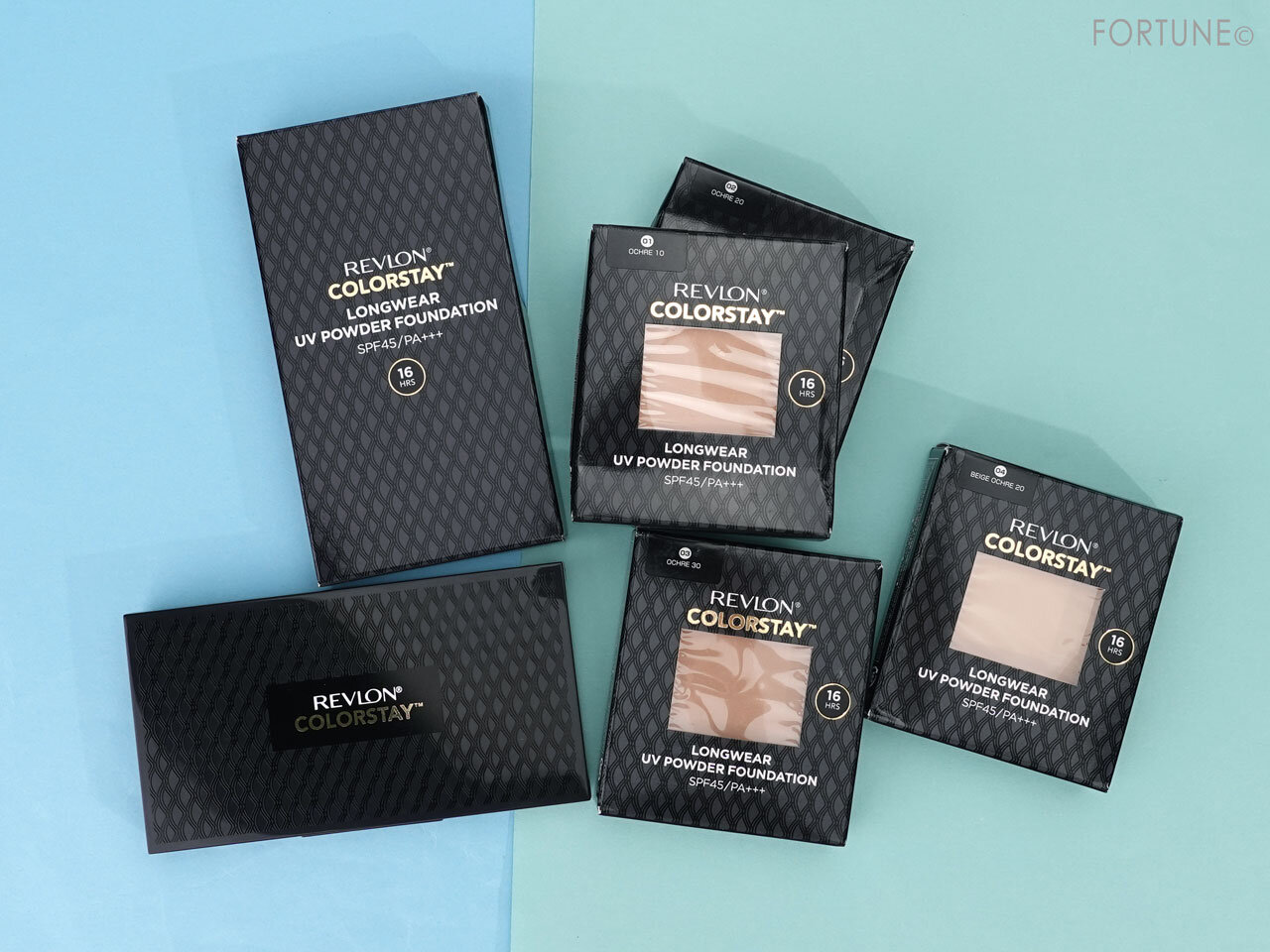 REVLON/レブロン カラーステイ ロングウェア UV パウダー ファンデーション