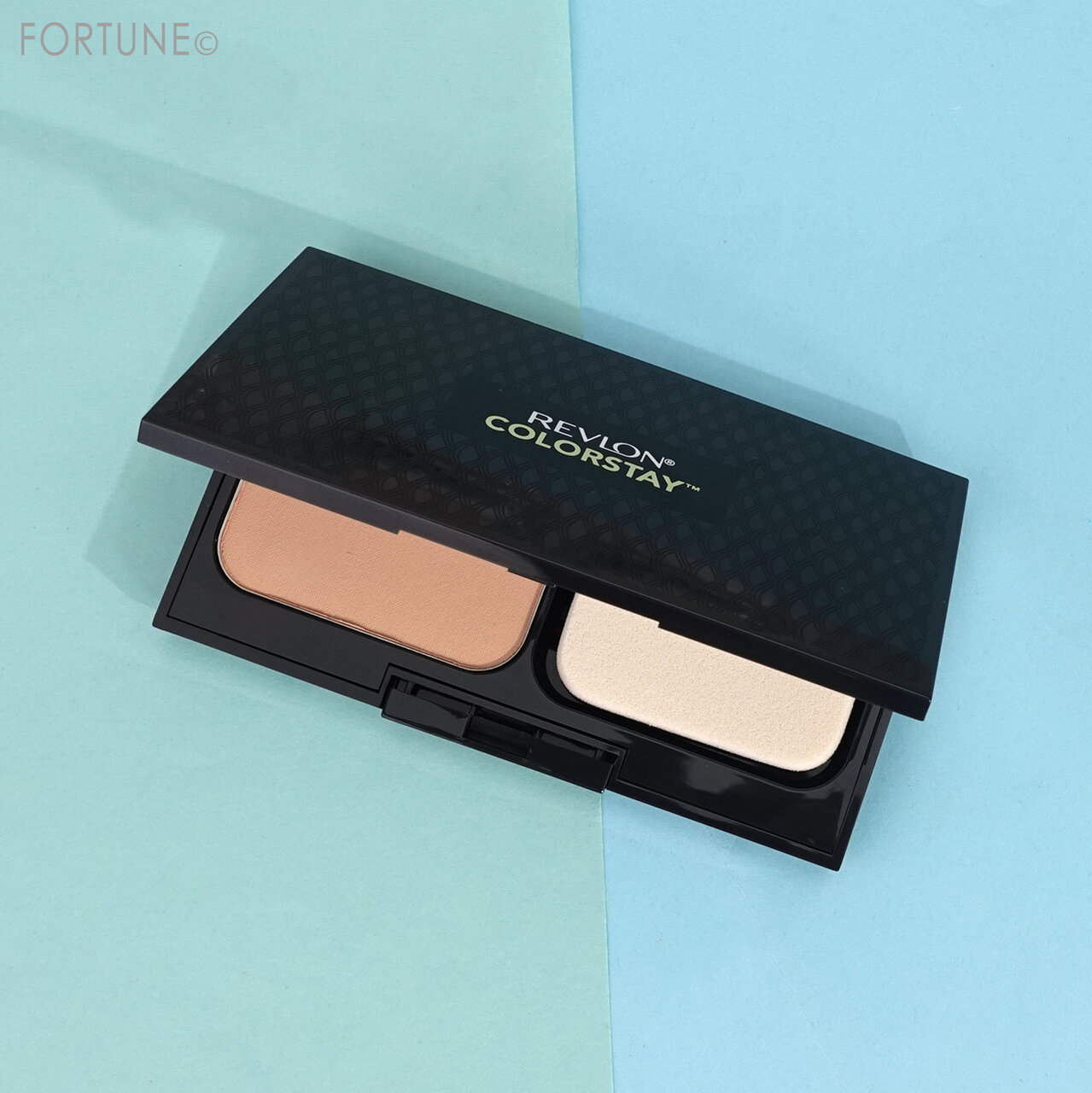 REVLON/レブロン カラーステイ ロングウェア UV パウダー ファンデーション