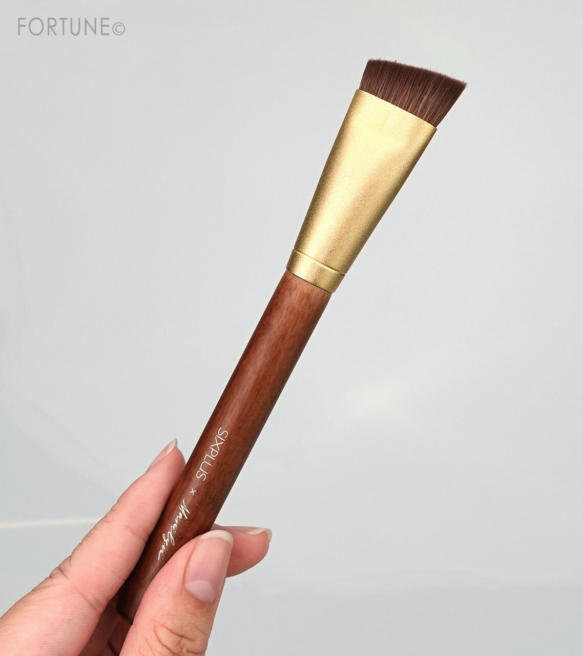 メイクブラシ 塗り方 使い方 お手入れ法まで解説