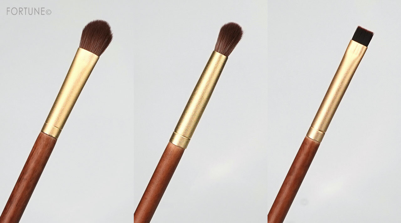 メイクブラシ 塗り方 使い方 お手入れ法まで解説