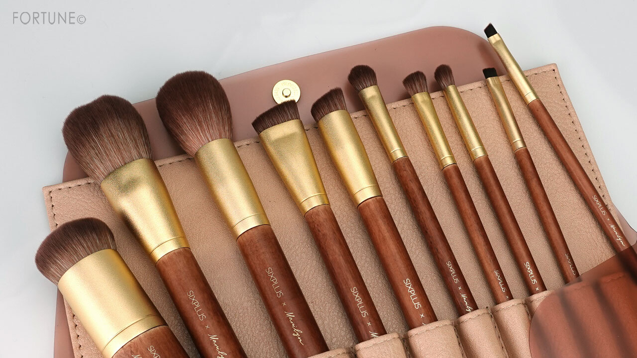 メイクブラシ 塗り方 使い方 お手入れ法まで解説