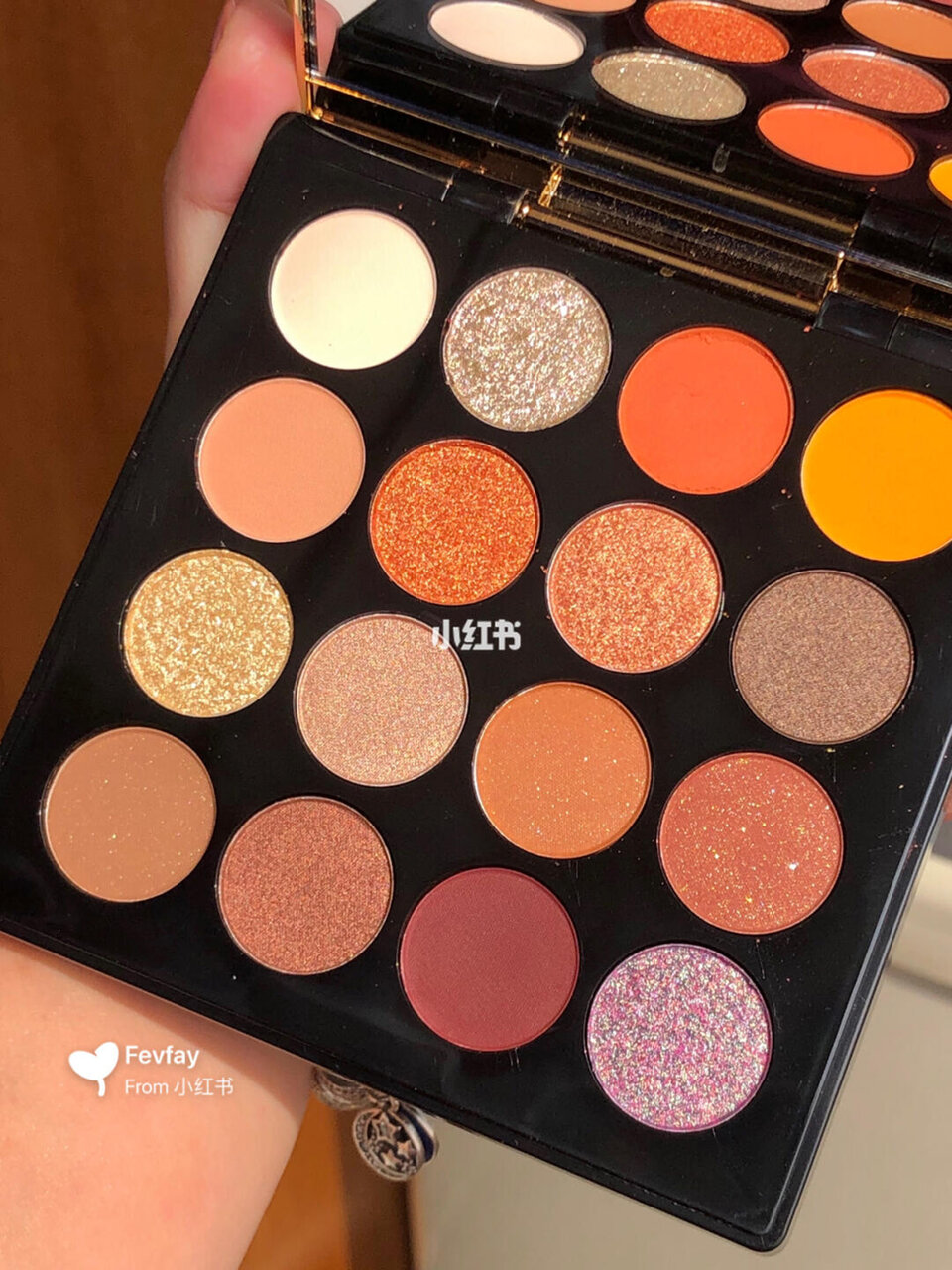 ZEESEA（ズーシー）『16色アイシャドウパレット』 “大英博物館×エジプトシリーズ”