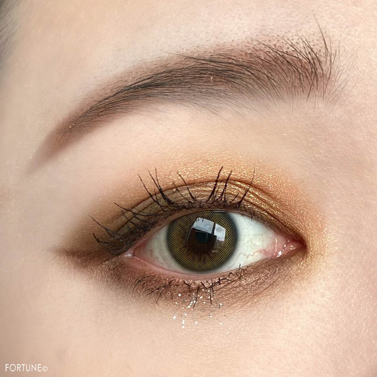 BLACK TIME(ブラックタイム)クイーン 10色アイシャドウパレット