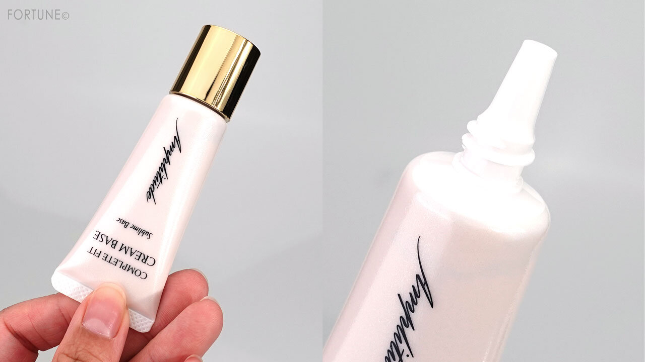 Amplitude（アンプリチュード）2021クリスマスコフレ Amplitude ベースメイクキット a