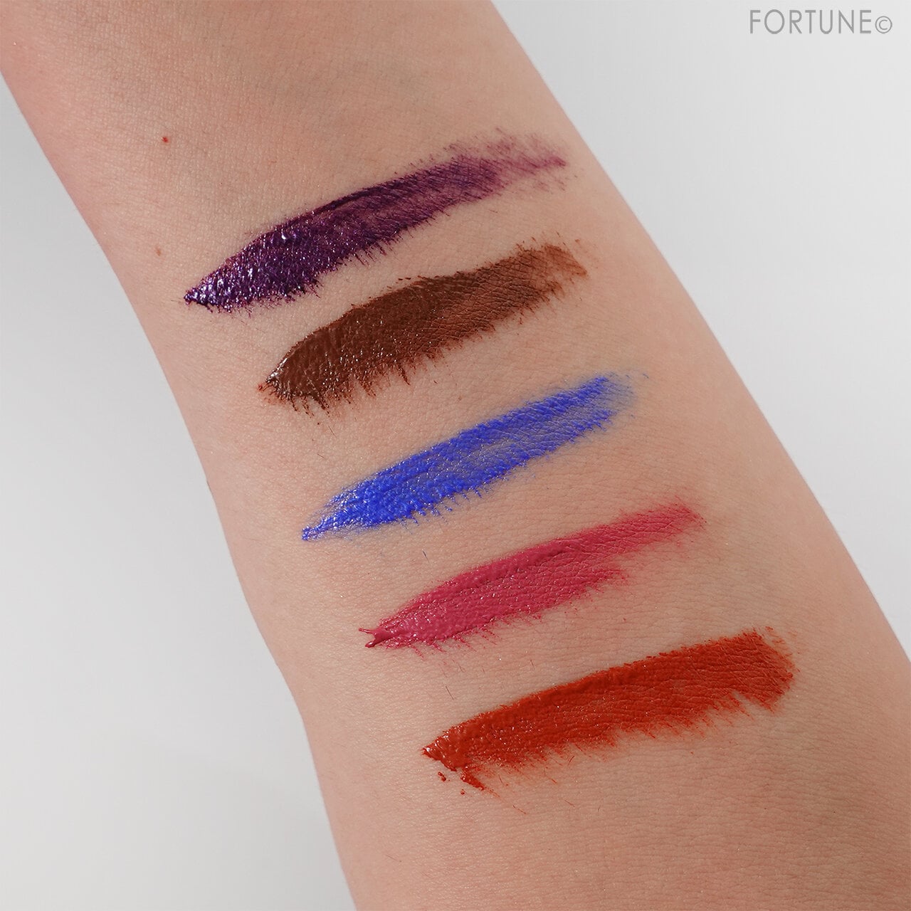 OPERA（オペラ）カラーリングマスカラ　