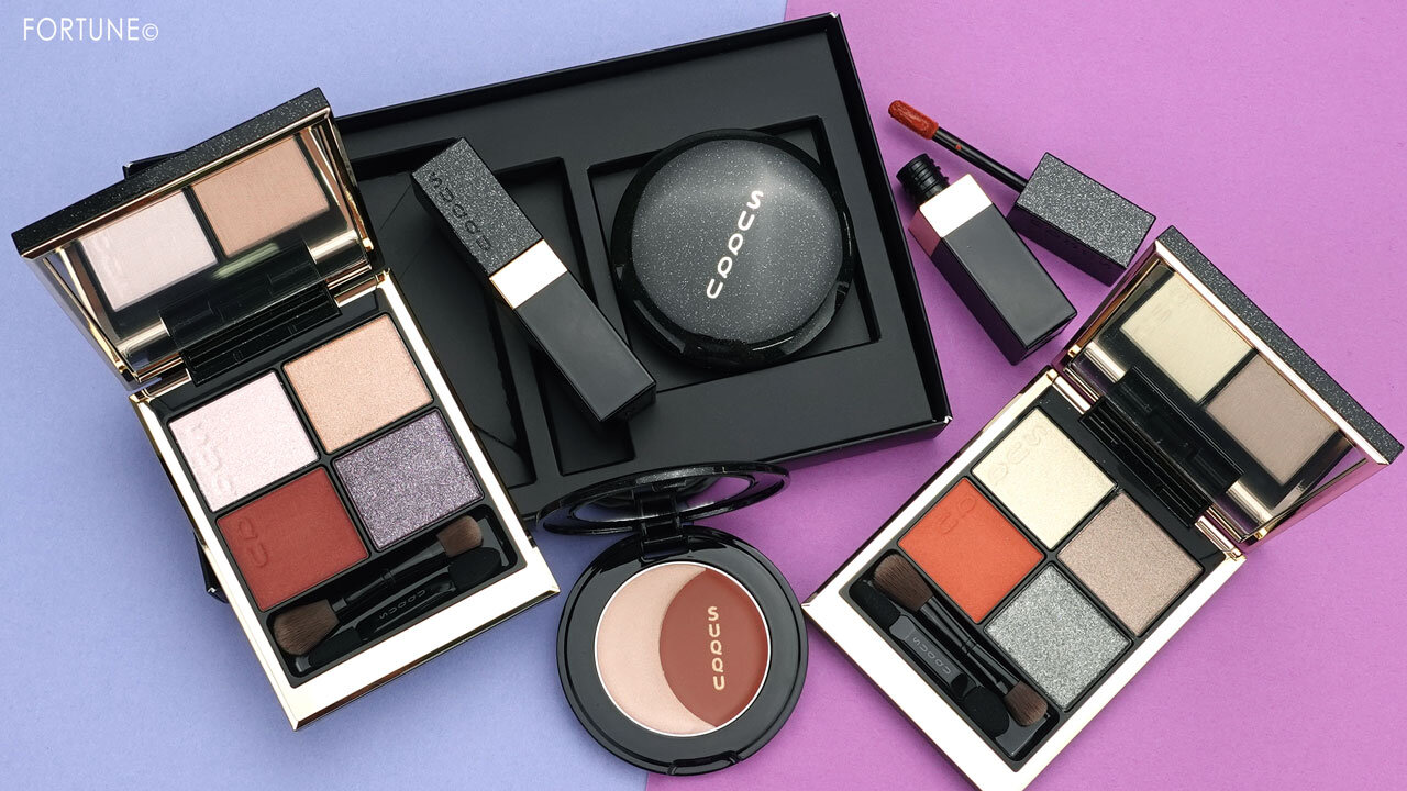 SUQQU（スック）『SUQQU 2021 ホリデー メイクアップ キット A/B』