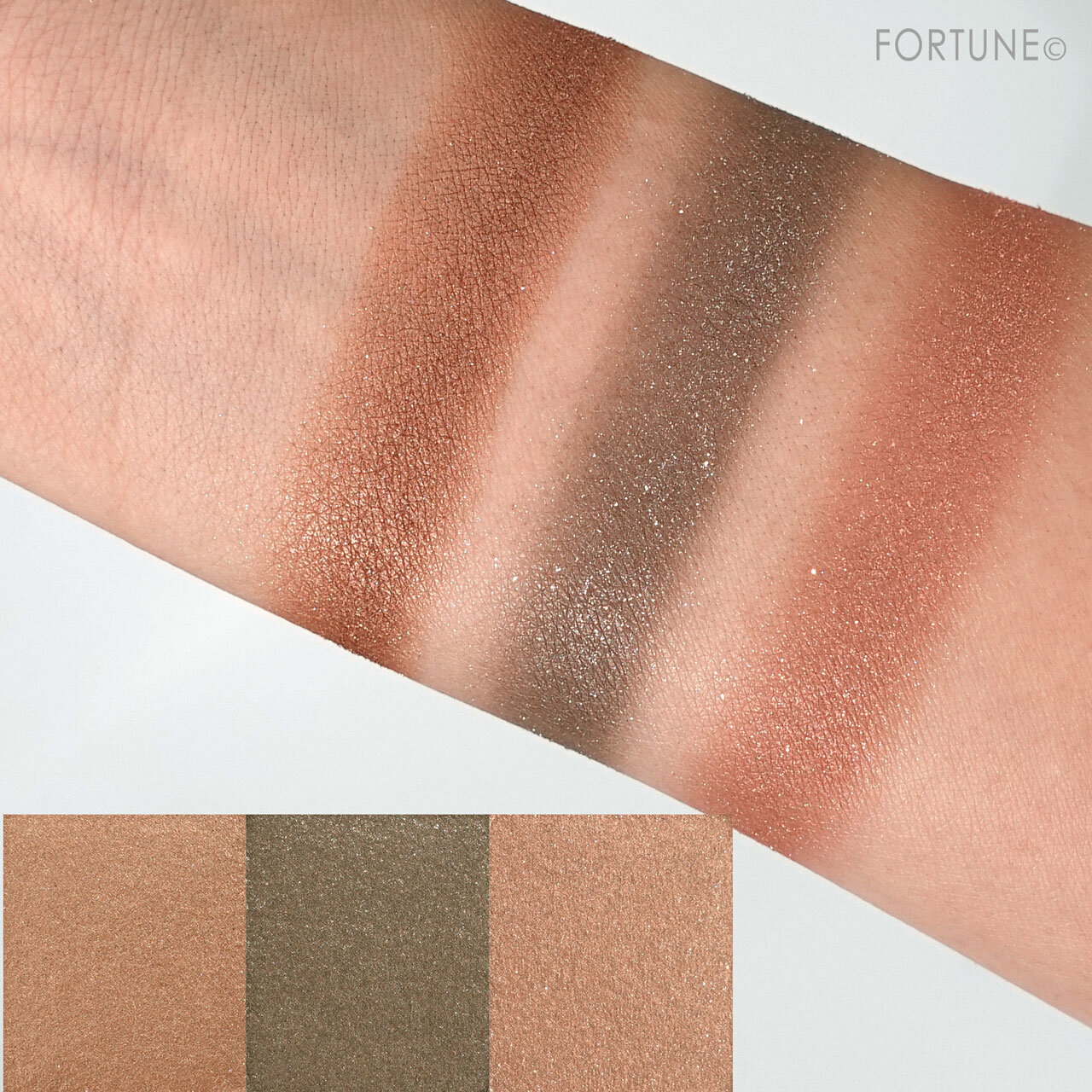 アイメイク｜≪KATE（ケイト）≫2021冬コスメをレビュー！理想の目もとになれる新色＆新作が登場