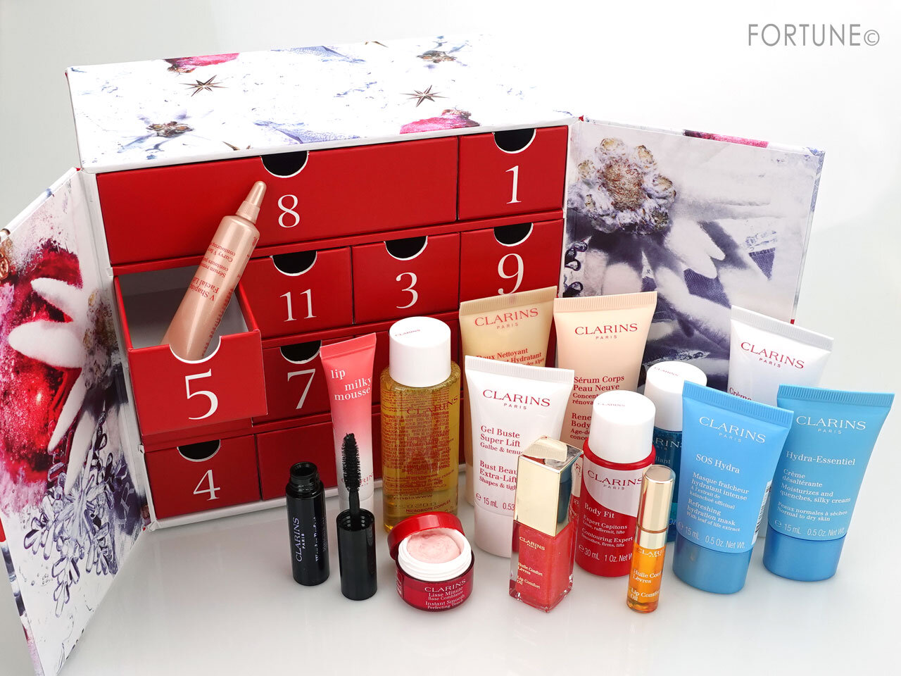 CLARINS（クラランス）アドベント カレンダー2021 クリスマスコフレ