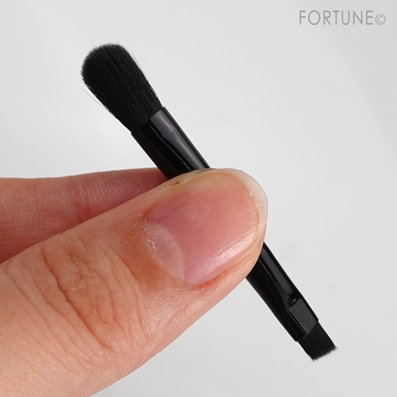 クリスマスコスメ／ちふれ　アイブロー　パウダー