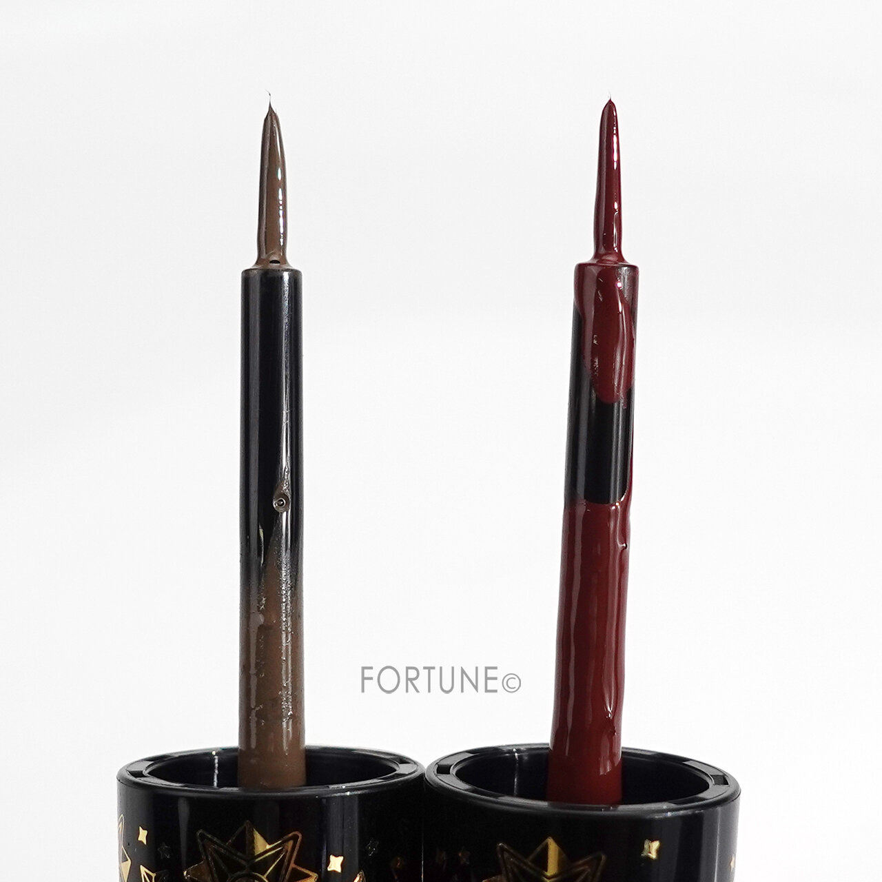 クリスマスコスメ／ちふれ　リキッド　アイライナー