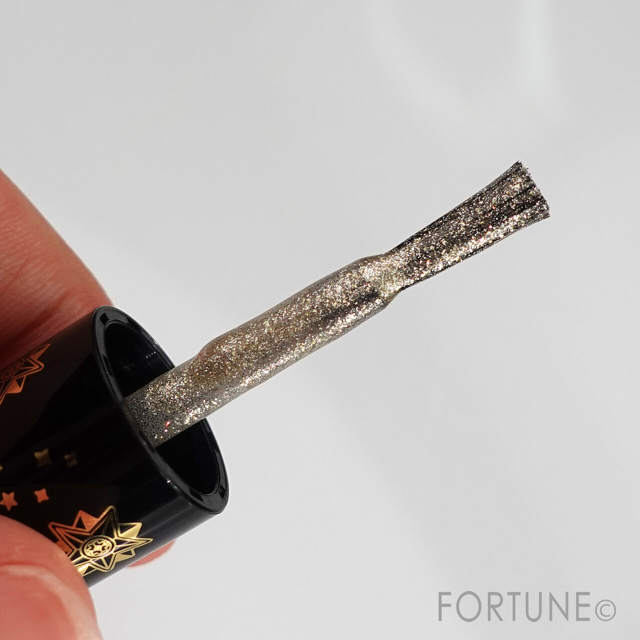 クリスマスコスメ／ちふれ　ネイル　エナメル