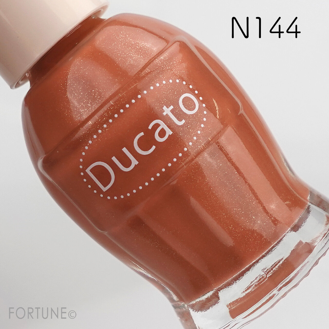 デュカート　ナチュラルネイルカラーN　144