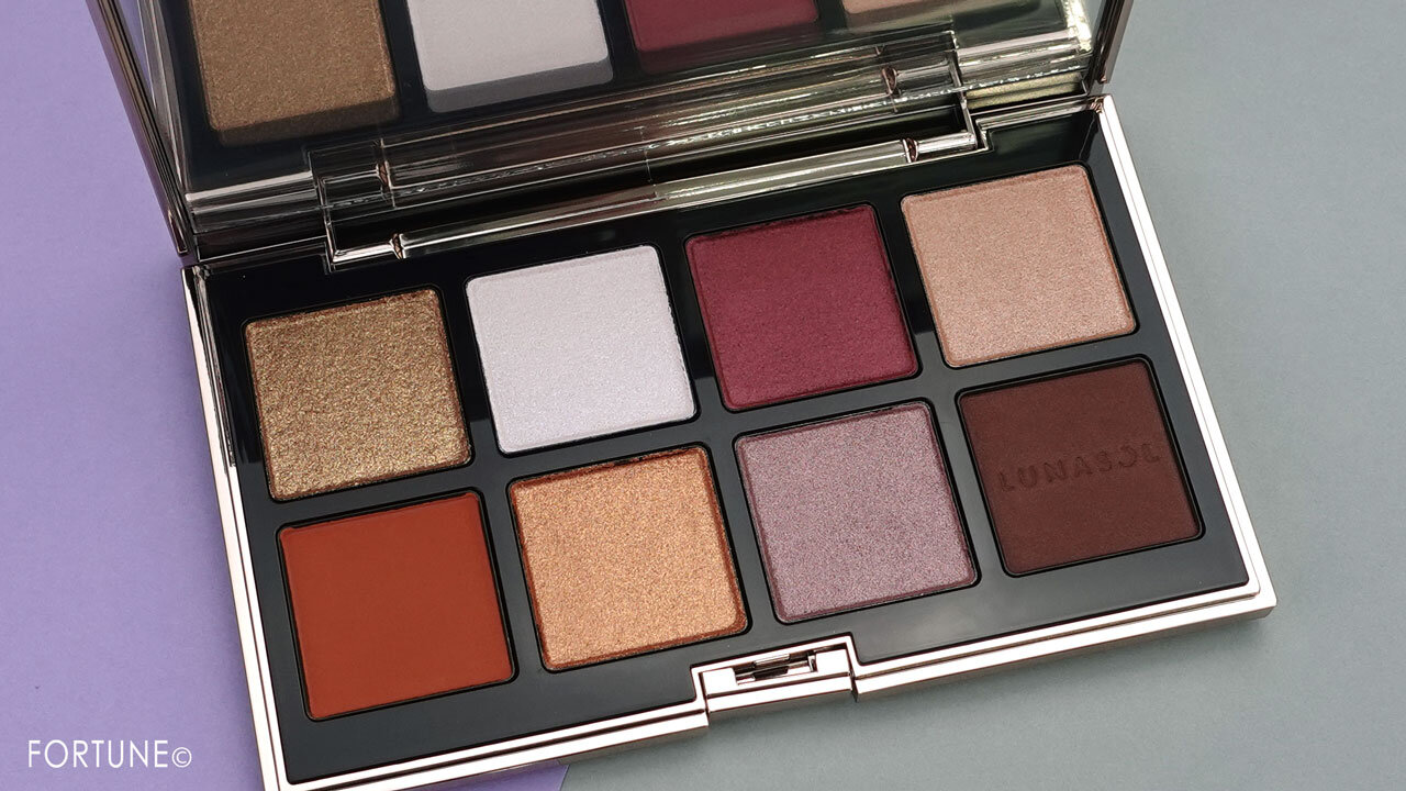 LUNASOL（ルナソル）『アイカラーレーション スペシャルエディション』