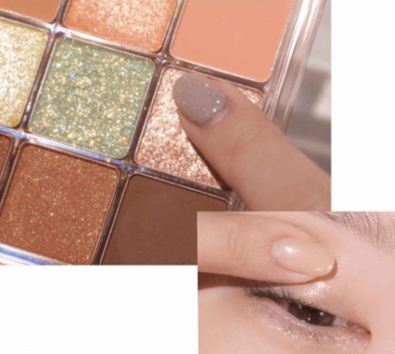 A.BLACK（エイブラック）『グラムチェンジマルチパレット』