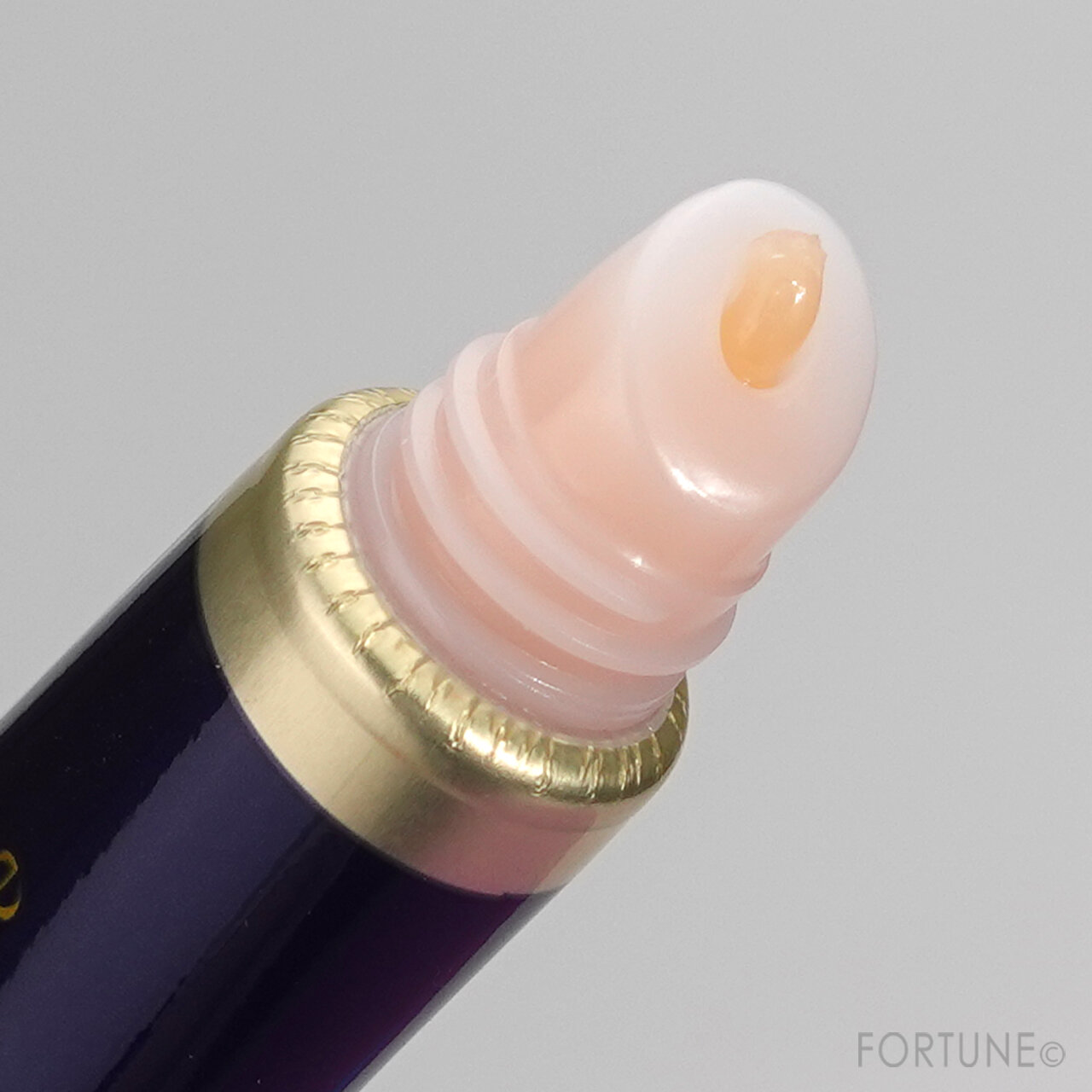 NIVEA（ニベア）ニベア ロイヤルブルーリップ 濃密美容ケア