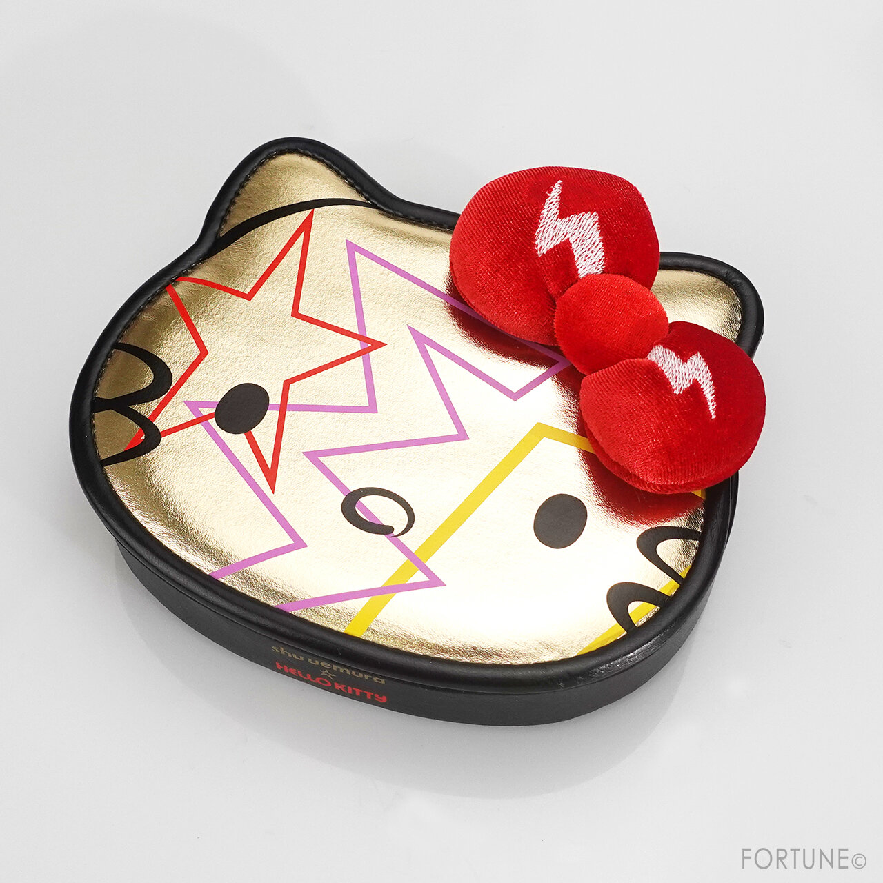 shu uemura（シュウ ウエムラ）｜shu uemura × HELLO KITTY