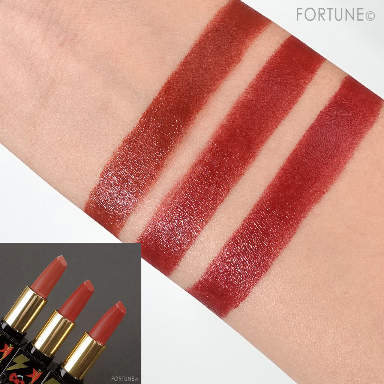 ルージュ アンリミテッド キヌ サテン　2021年ホリデーコレクション “shu uemura×HELLO KITTY”