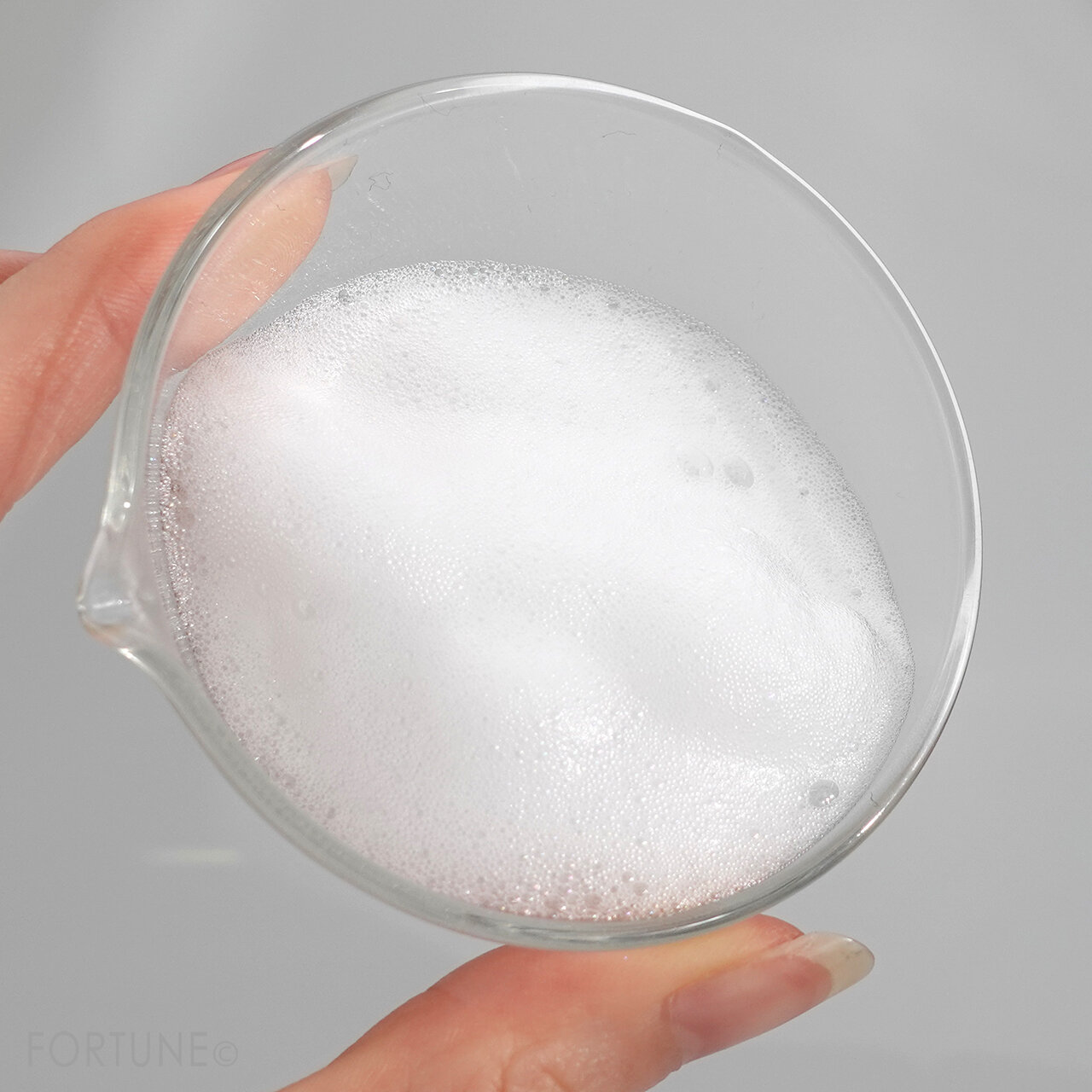 Biore（ビオレ）『ビオレ パチパチはたらくメイク落とし』