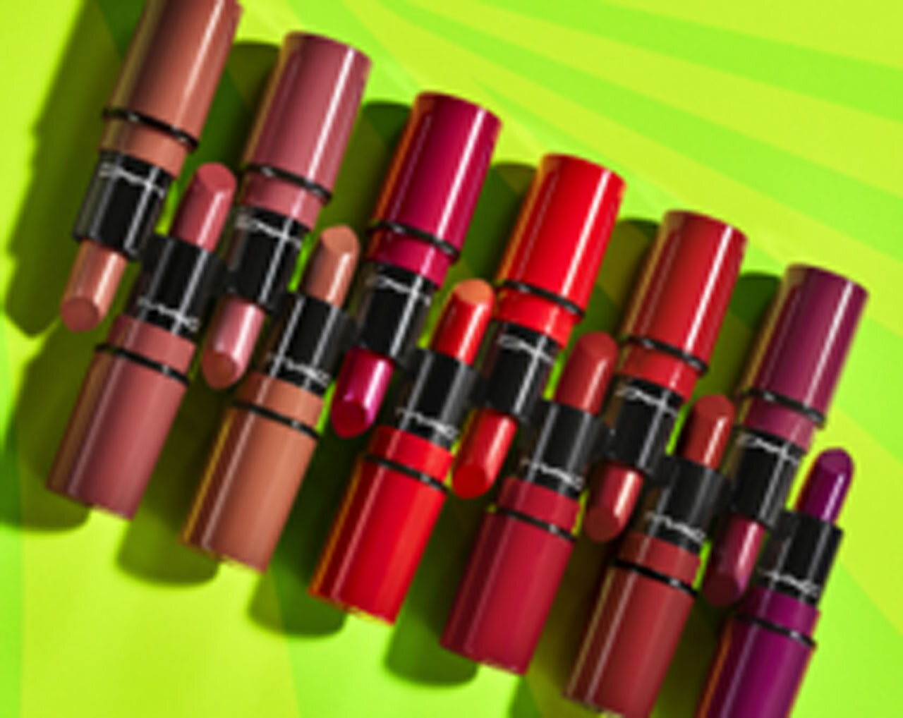 M・A・C（マック）／2021年ホリデーコレクション／ジ アルティメイト トリック ミニ リップスティック