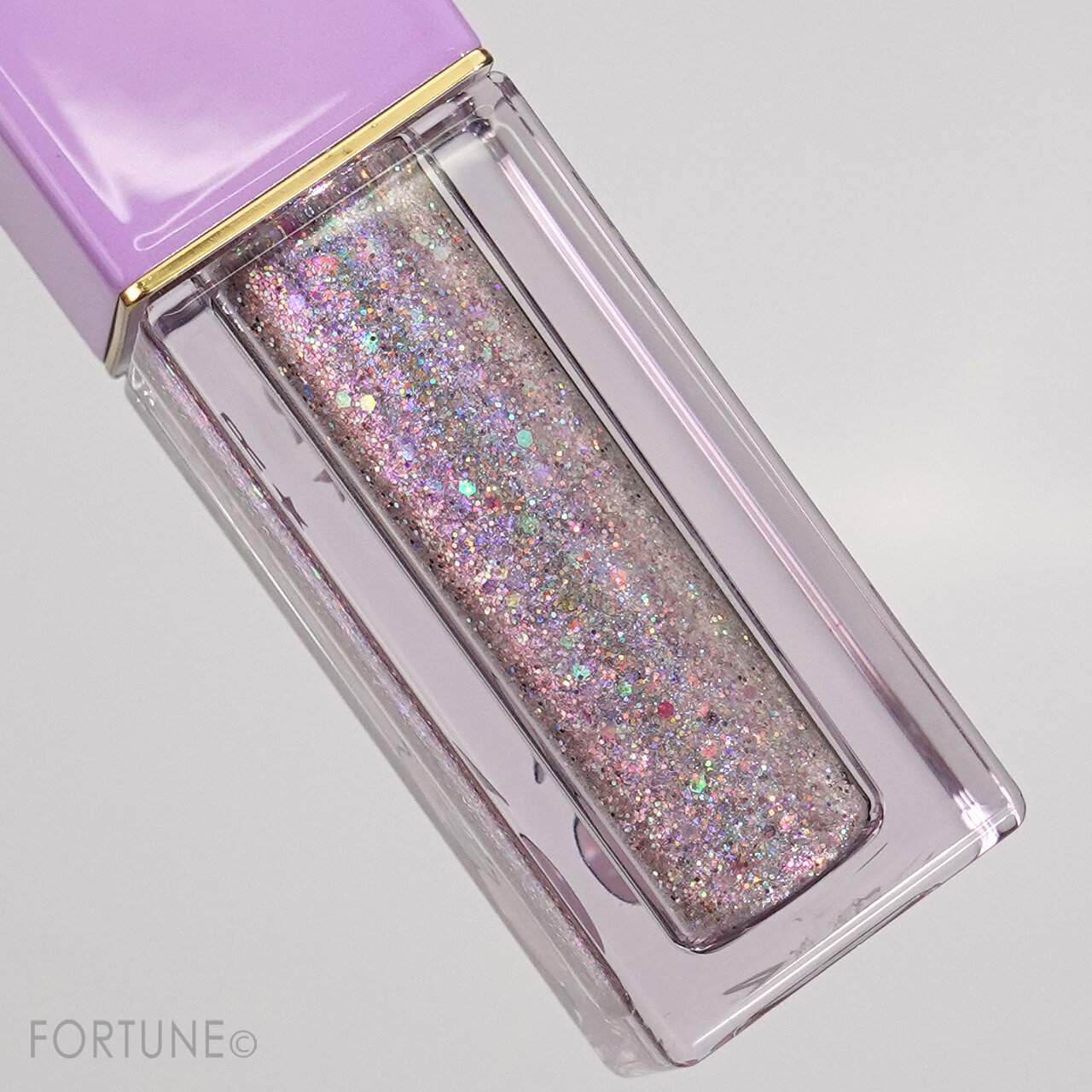 『フラワーノーズ Cherry Love グリッター リキッドアイシャドウ』P03 Galaxy Encounter ギャラクシーエンカウンター