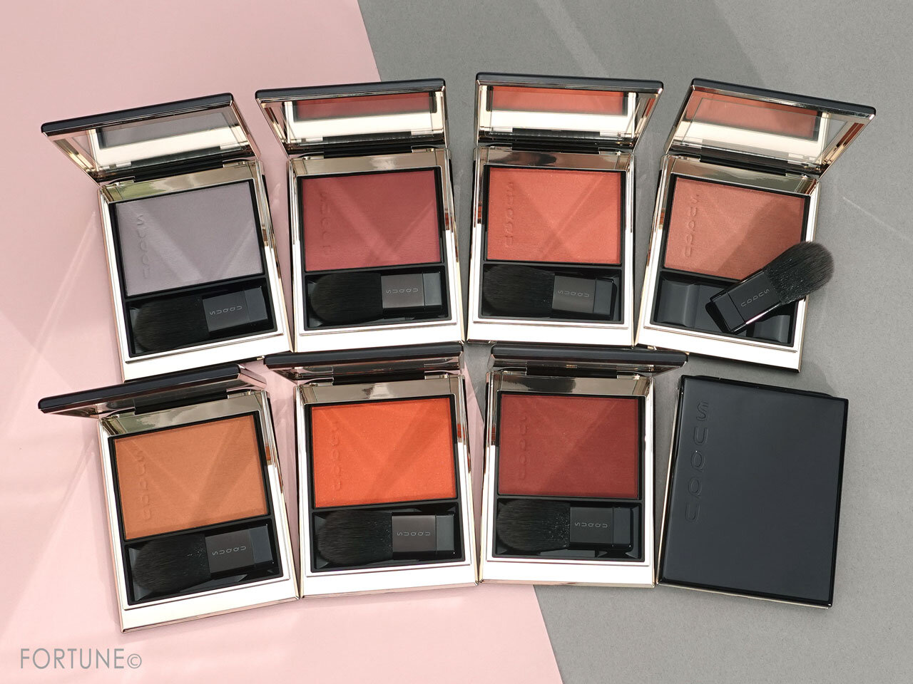 SUQQU（スック）「メルティング パウダー ブラッシュ」