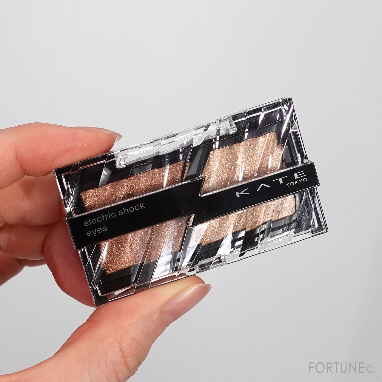 KATE（ケイト）2022春新作コスメ｜エレクトリックショックアイズ