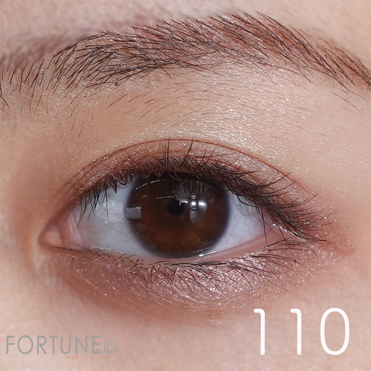 RIMMEL『リンメル　ショコラスウィート　アイズ』