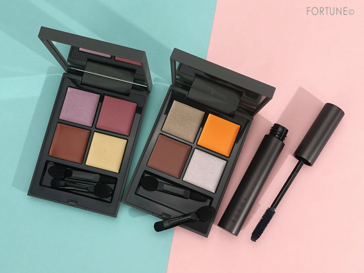  「ディメンショナルビジョンアイパレットアリー」  「アートエクスプレッショニストマスカラ」「06 BIRD IN FLIGHT」