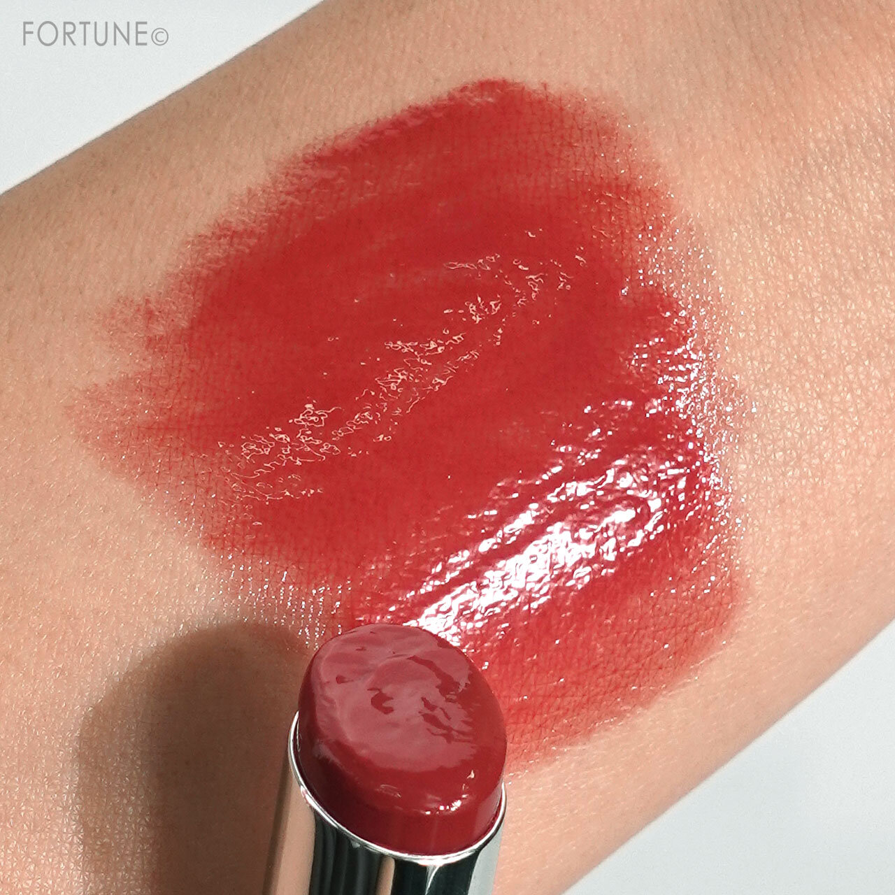 YSL（イヴ・サンローラン・ボーテ）ルージュ ヴォリュプテ キャンディグレーズ