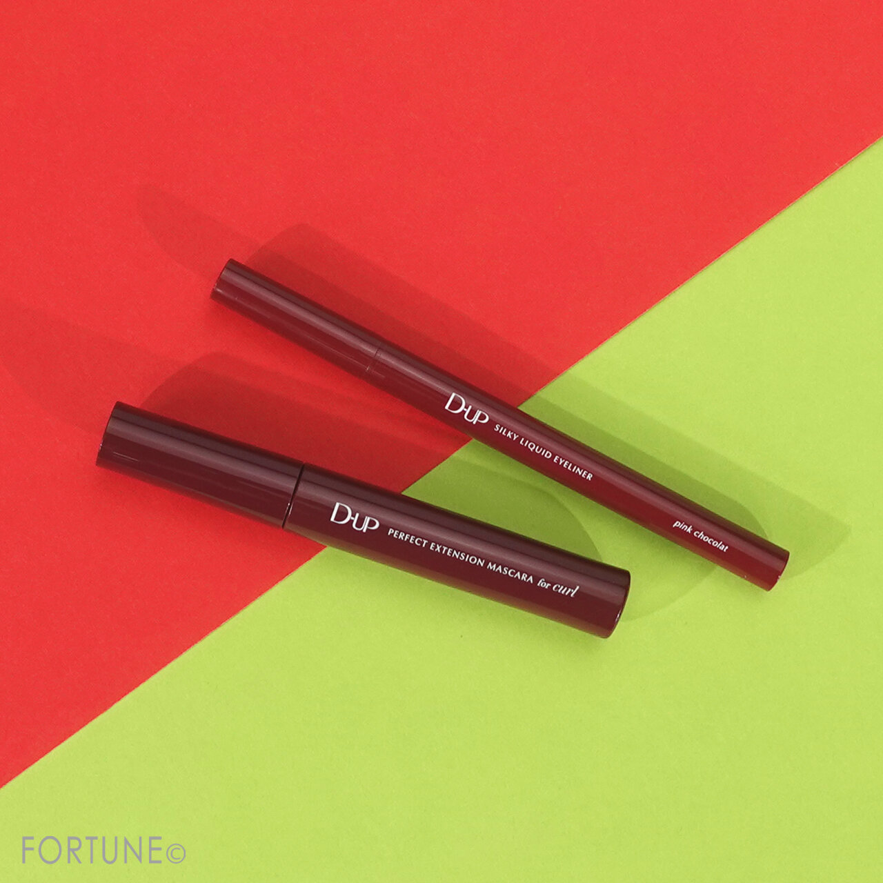 『ディ―アップ パーフェクトエクステンションマスカラ forカール ルビーブラウン』・『ディ―アップ シルキーリキッドアイライナーWP ピンクショコラ』
