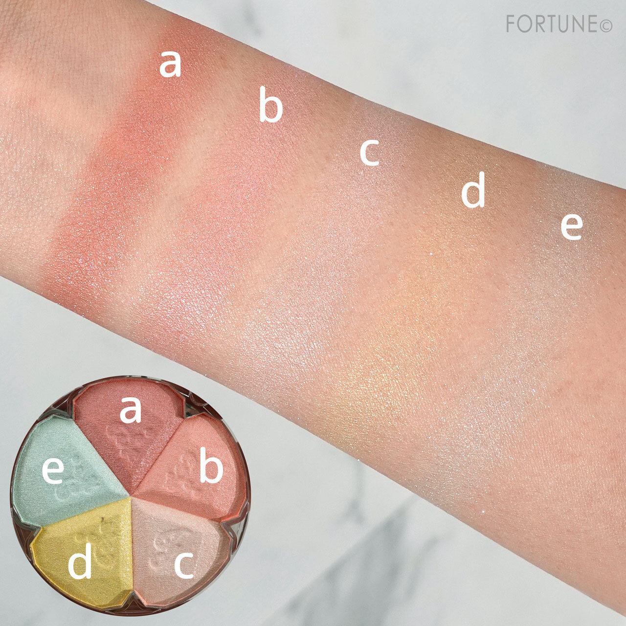 JILL STUART Beauty（ジルスチュアート ビューティ）ブルーム ミックスブラッシュ コンパクト〈チークカラー〉