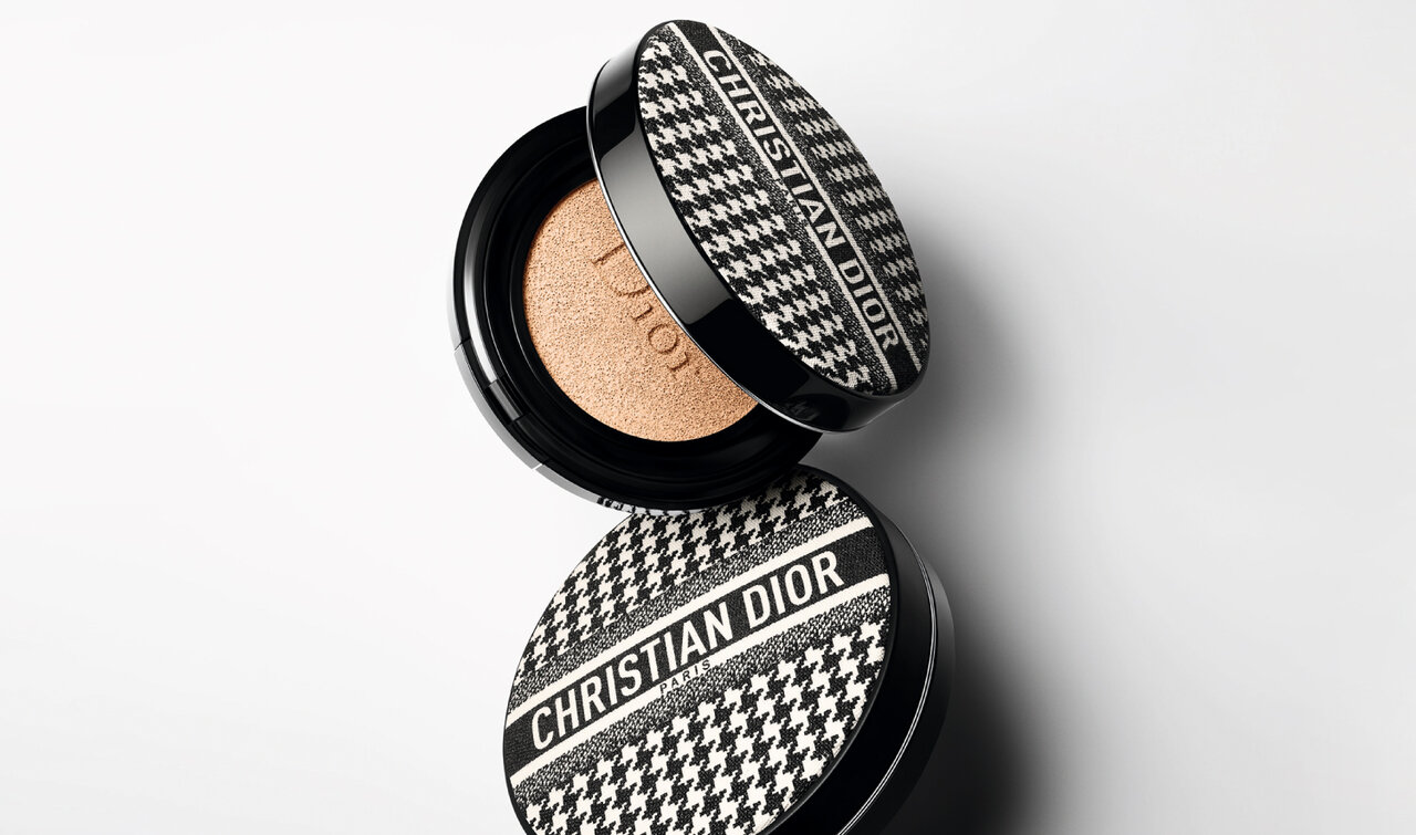 『ディオールスキン フォーエヴァー クッション〈 ニュー ルック エディション〉』